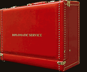 Une valise diplomatique réalisée par La Malle Bernard, malletier à Paris