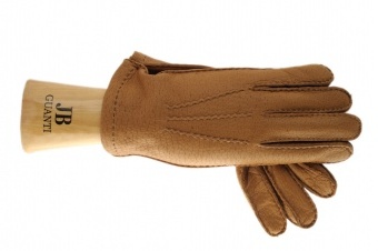 Des gants de pécari JB Guanti